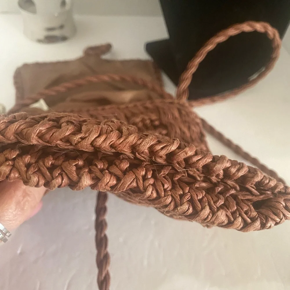 Toyo Brown Raffia Woven Women's Crossbody